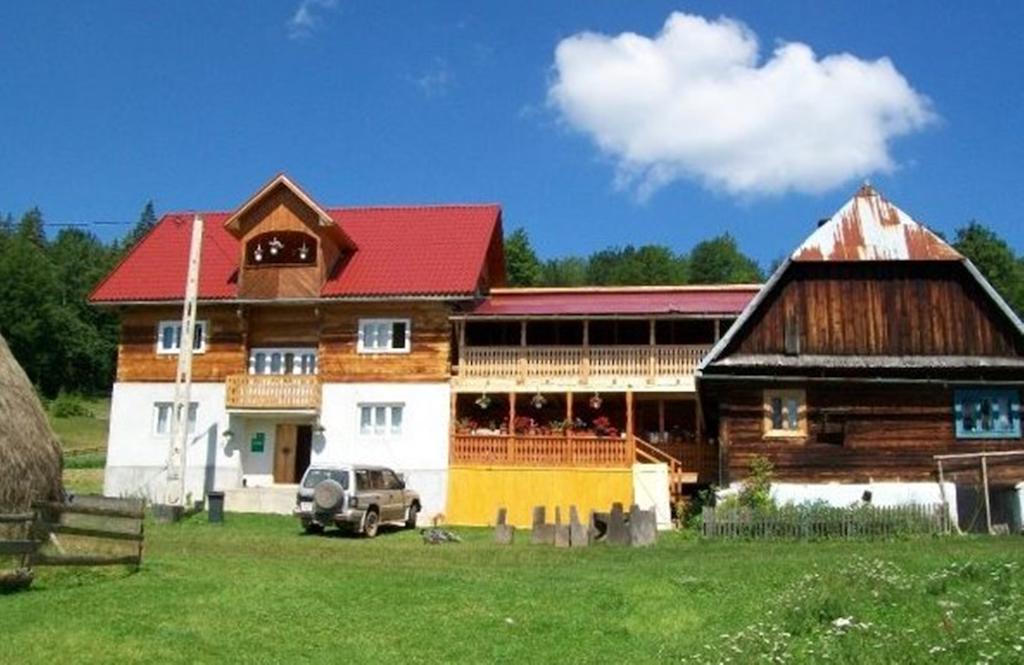 Pensiunea Scarisoara Ghetari Экстерьер фото